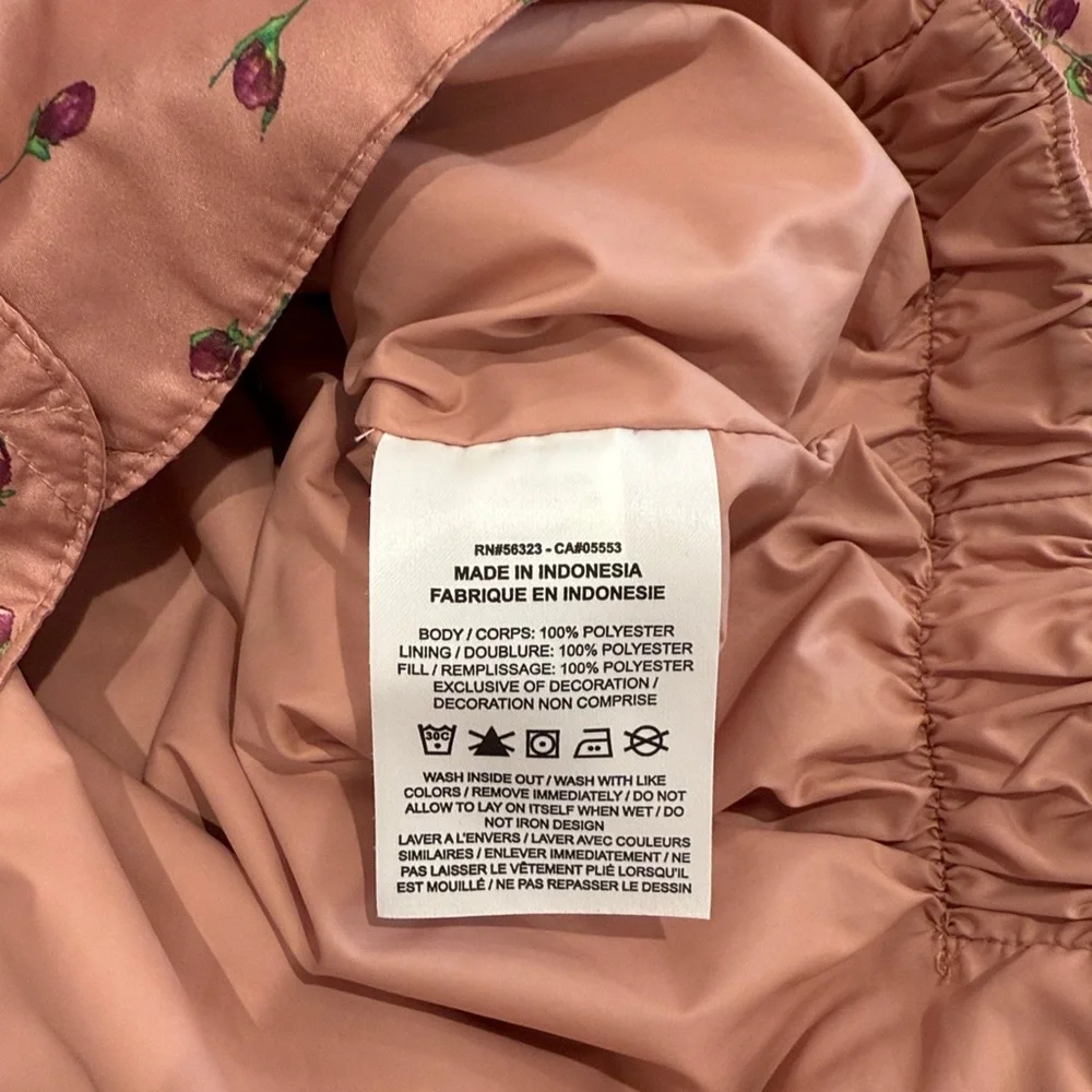 NIKE Rose Whisper Sportswear Icon Clash Woven Quilt Button Up Jacket‎ Size Small